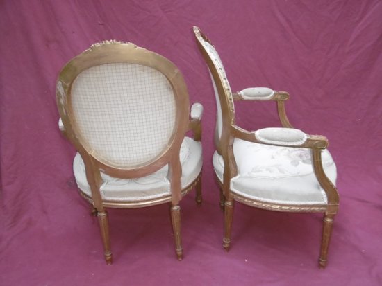 Suite Of Four Louis XVI style Armchairs with Medallion Back