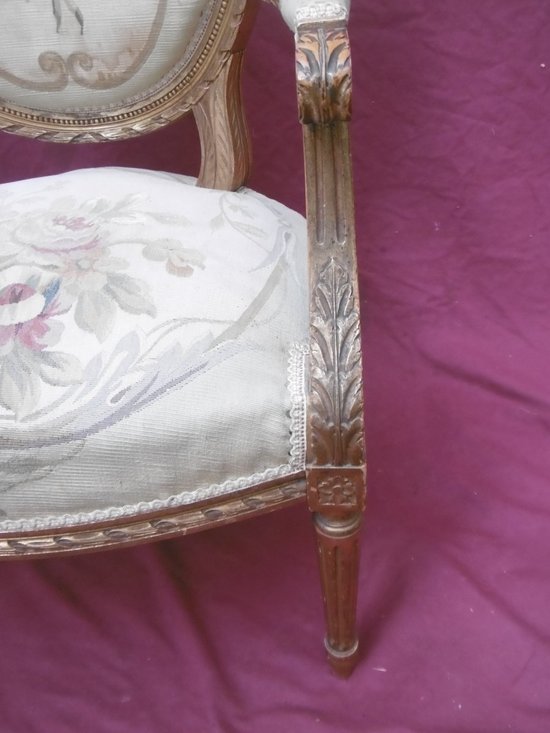 Suite Of Four Louis XVI style Armchairs with Medallion Back