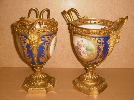 Paire De Drageoirs porcelaine de Sèvres