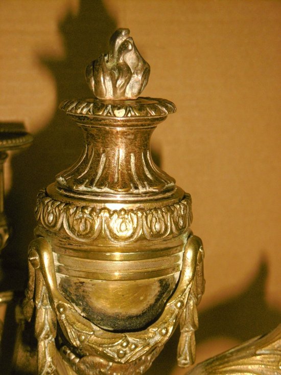 Paire De Bougeoirs Louis XVI