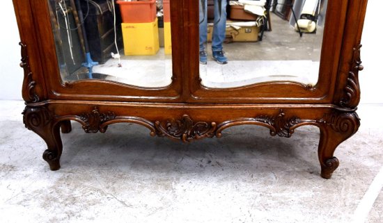 Exceptional Baroque Louis XV Rocaille Style Mirror Cabinet In Walnut Babies