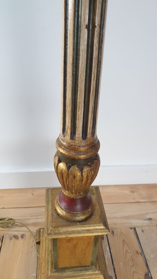 Stehlampe aus polychromiertem Holz um 1970