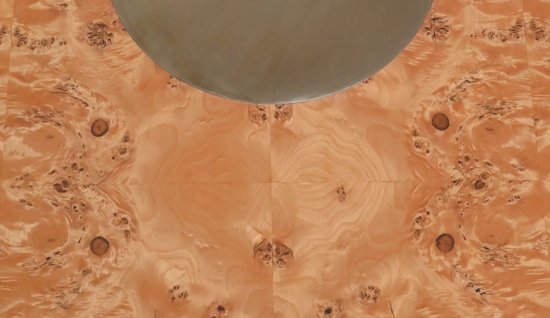 Round Table in Cedar burl and gold metal - 1980