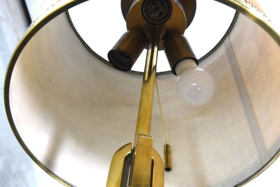 Modernistische Schreibtischlampe aus Messing