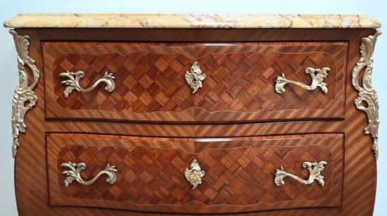 Petite Commode en Acajou, style Louis XV – Début XXe