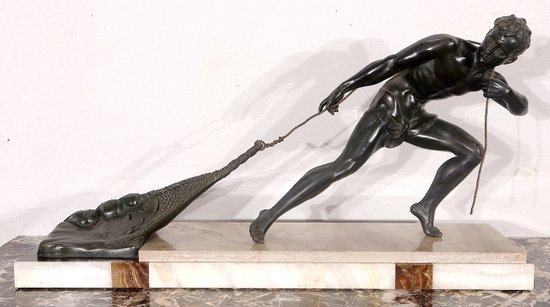 Importante scultura Spelter "The Fisherman", di J. De Roncourt, Art Deco - 1930