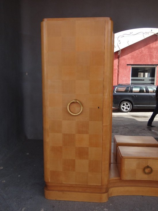 1940 Wardrobe In Maple Sycamore Veneer And Lemon Tree