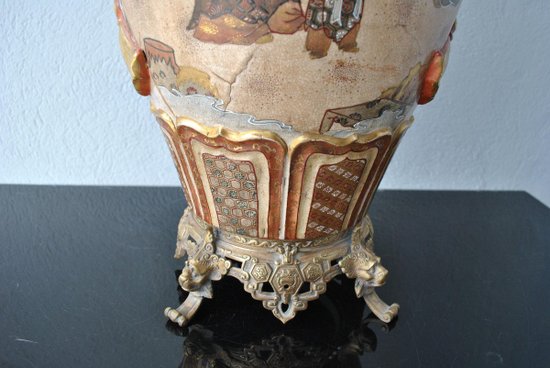 Large Japanese Vase In Satsuma Nineteenth Time