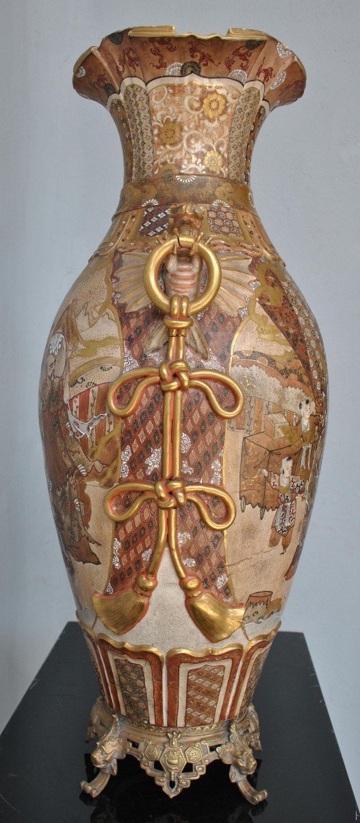 Large Japanese Vase In Satsuma Nineteenth Time