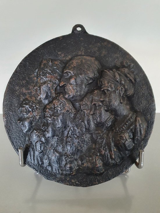 Royal Family of Spain , Medallion , Cast Iron , Early XIX°.