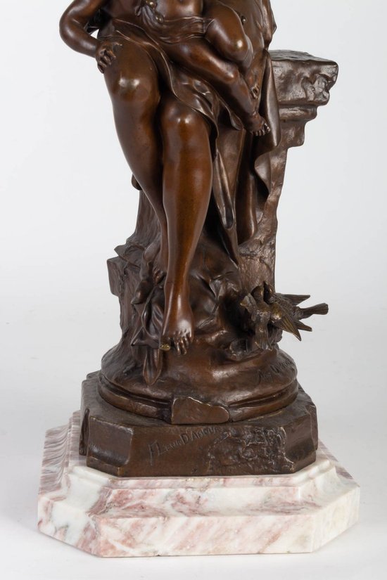 Auguste Dewever, Bronze mit der Darstellung einer Frau und eines Amors, Napoleon III.