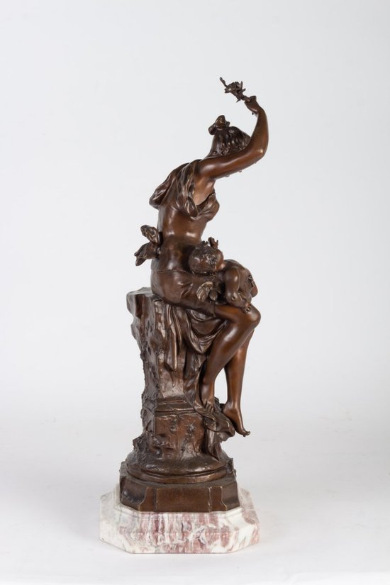 Auguste Dewever, Bronze mit der Darstellung einer Frau und eines Amors, Napoleon III.