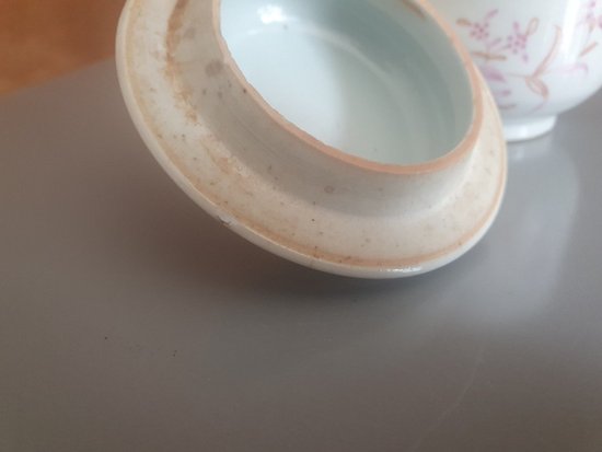 Cina, vaso coperto, porcellana, XVIII/XIX secolo.