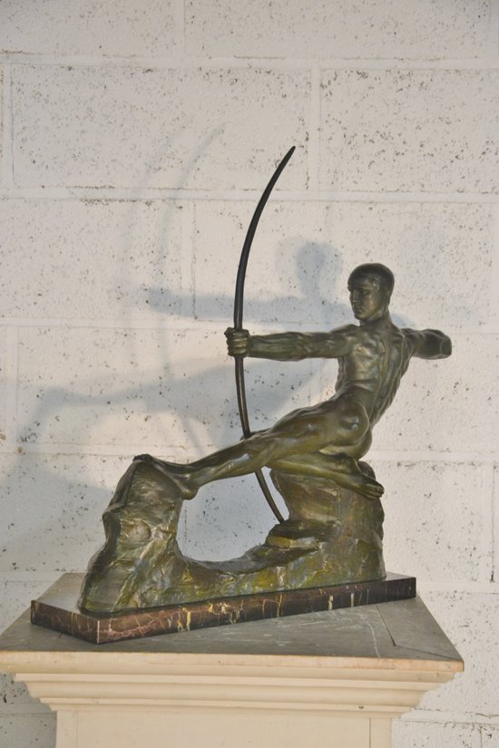 Bronze Art Déco patine verte "archer" de Victor DEMANET