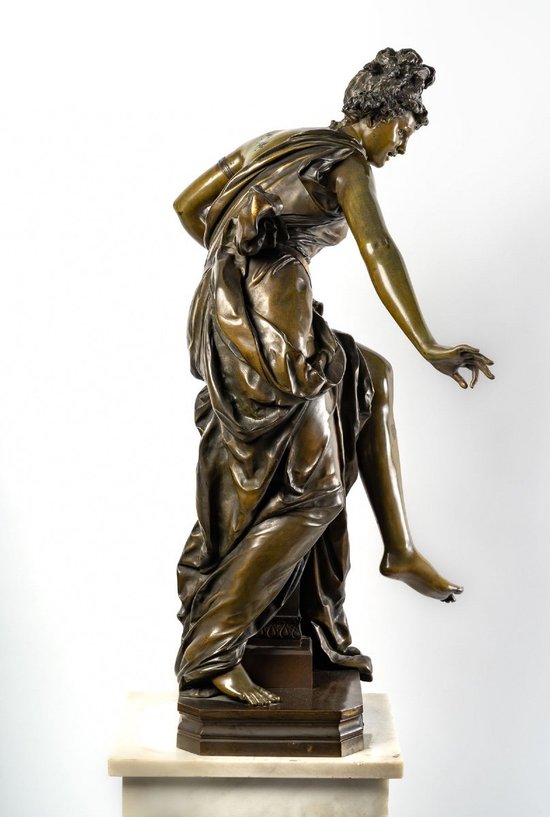 Bronzefigur Melodie von Albert Ernest Carrier Belleuse