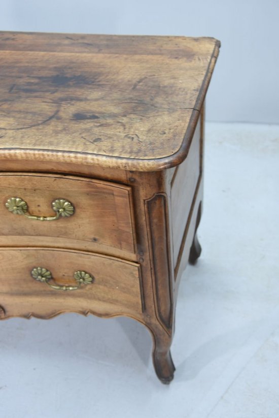 Sauteuse Commode In Walnut Eighteenth Century