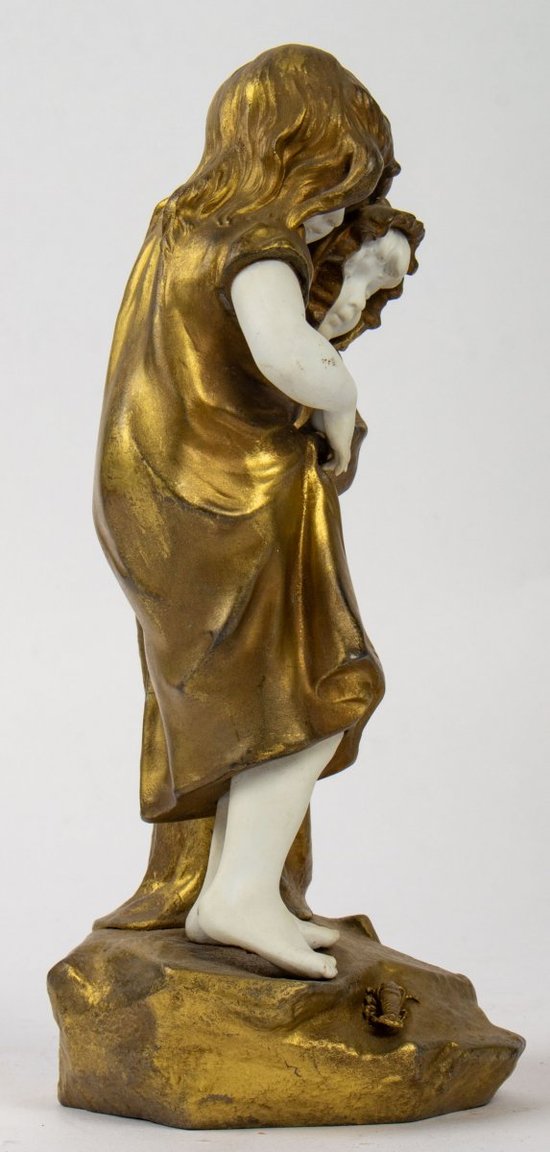 Mednat Figurine, In Spelter And Biscuit Representing Two Girls, XIXth Time