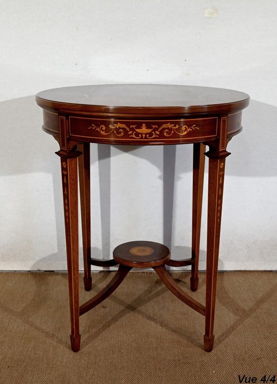 Table à Thé en Acajou, style Louis XVI – 1910