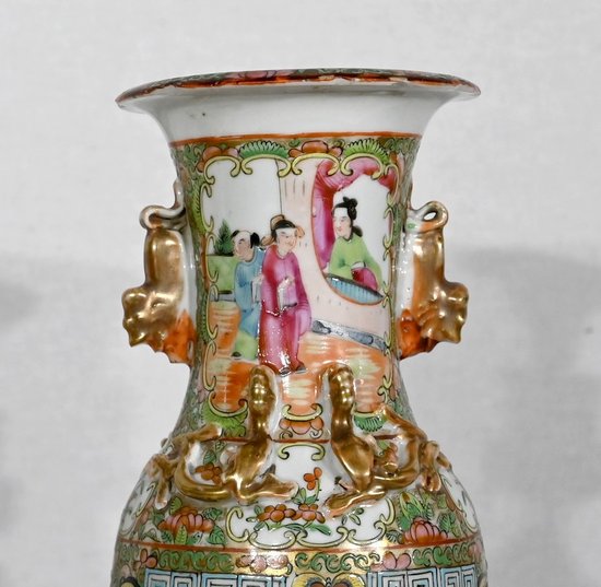 Pair of Baluster Vases in Chinese Porcelain - Late 19th century