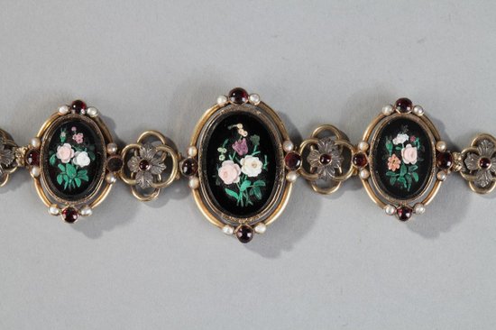 Gold Bracelet With Micro-Mosaic Medallions