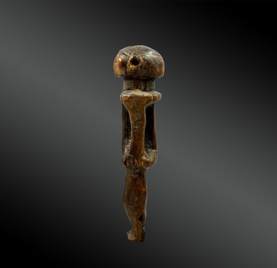 STATUETTE ANTHROPOMORPHE - Culture Kantana ou Montol, Nigéria - Première moitié du XXème siècle