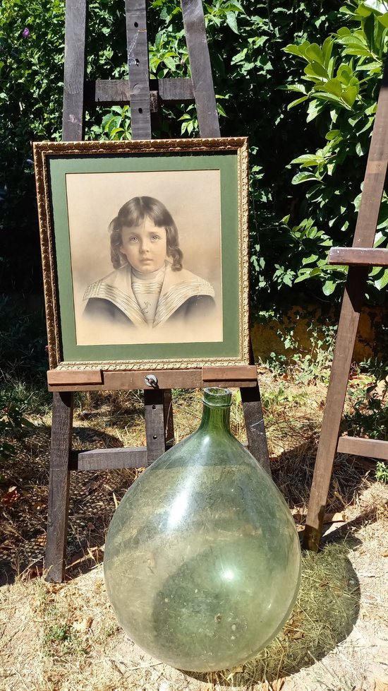 dry pastel portrait / 19th century