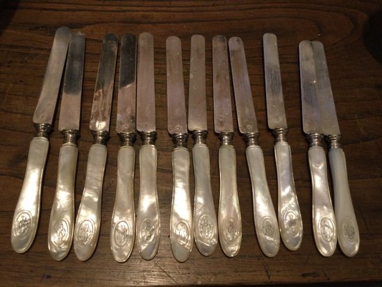 12 silver and mother-of-pearl dessert knives