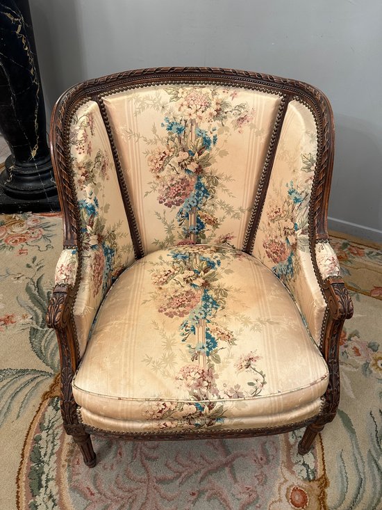 Broken Duchess of Louis XVI style 19th century