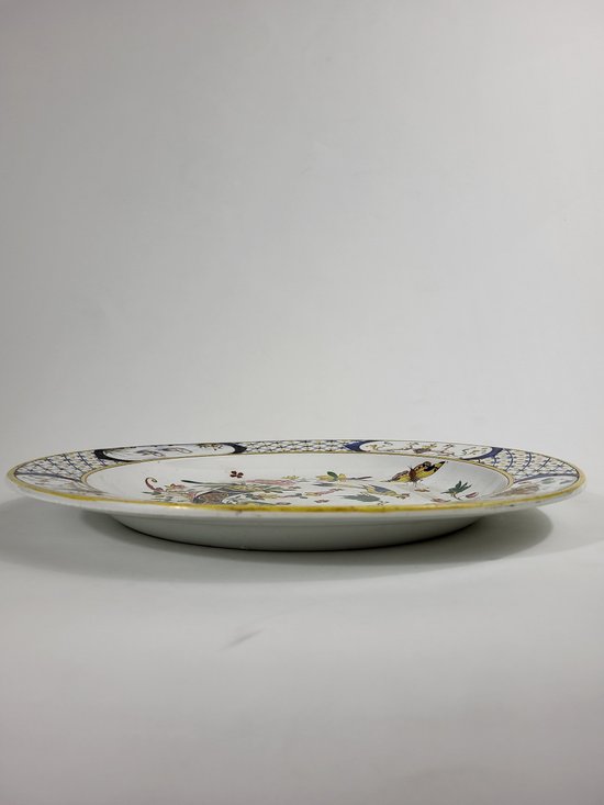 Round dish in Gien earthenware 19th century