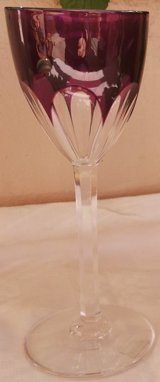 Bicchiere da vino bianco / roemer BACCARAT in cristallo colore viola, modello Genova