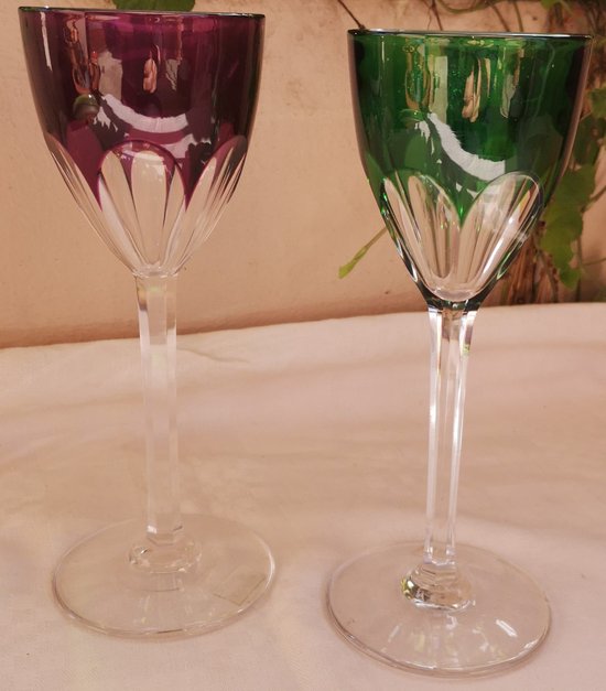 Bicchiere da vino bianco / roemer BACCARAT in cristallo colore viola, modello Genova