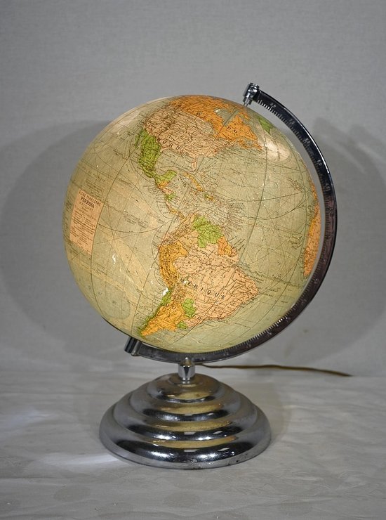 Perrina Glass Globe - 1960