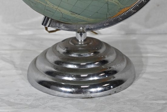 Perrina Glass Globe - 1960