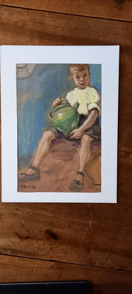 Young boy with a jug/Yvonne Brudo