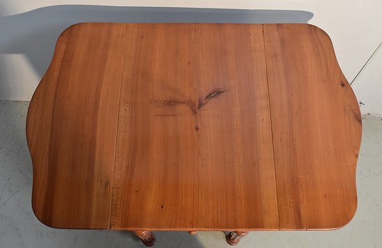 Small living room table with shutters in solid cherry wood, Louis-Philippe period - 19th century