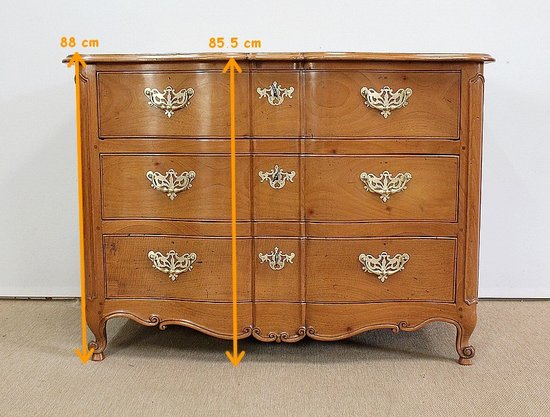 Commode de Port Nantaise en Acajou Jaune de Saint-Martin, époque Louis XV – XVIIIe