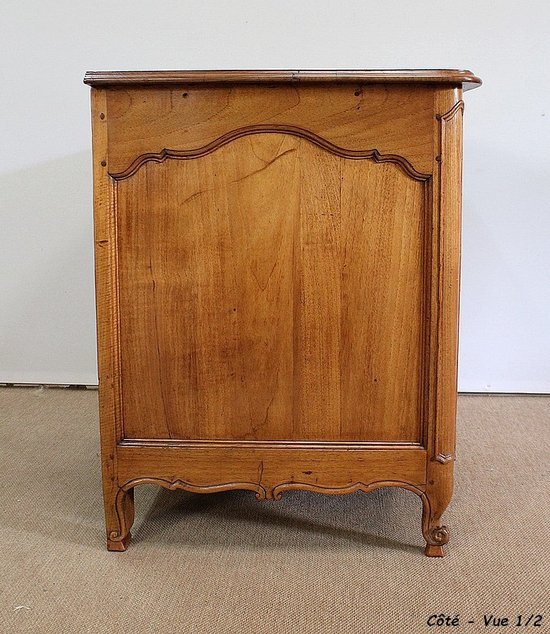 Commode de Port Nantaise en Acajou Jaune de Saint-Martin, époque Louis XV – XVIIIe