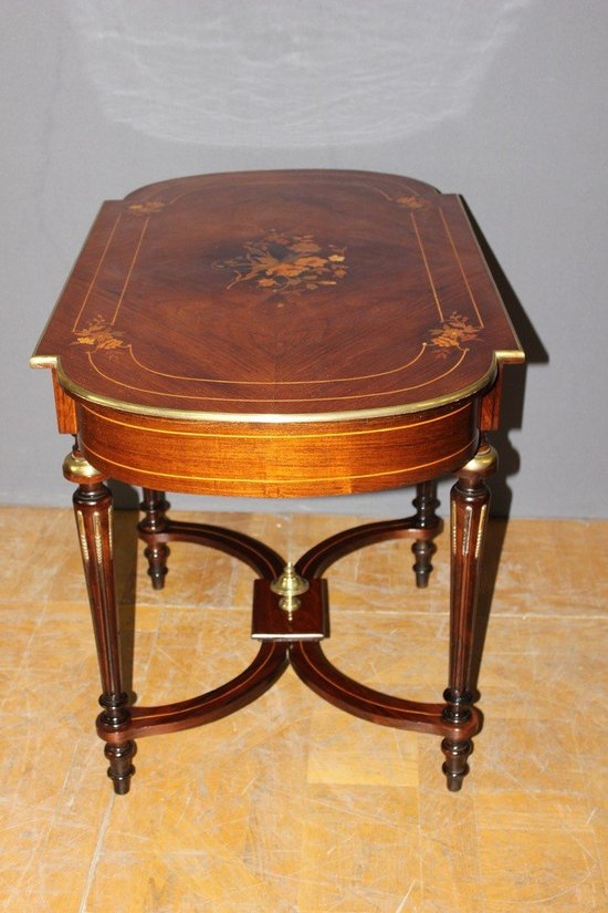 Louis XVI Style Table In Rosewood Inlaid With Flowers late XIX