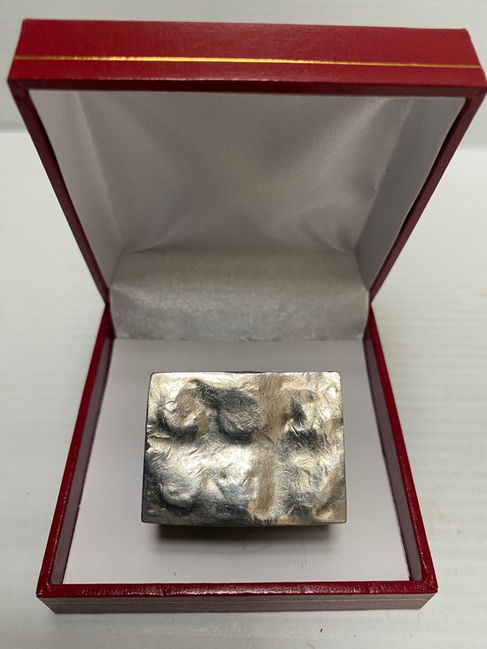 SMALL SILVER BOX