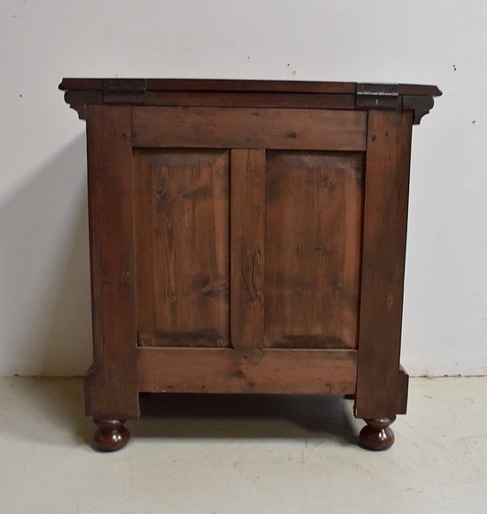 Small Oak Landing Linen Chest, Renaissance style - Late 19th century