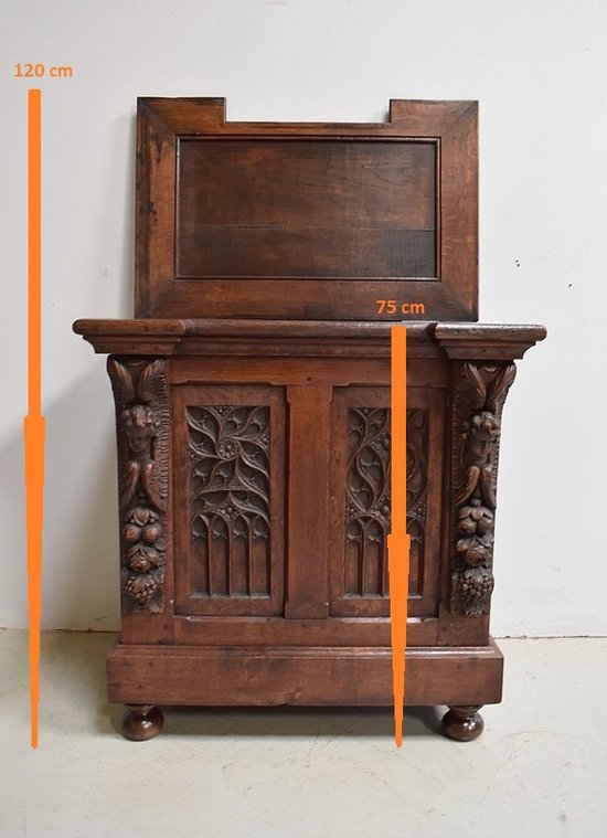 Small Oak Landing Linen Chest, Renaissance style - Late 19th century