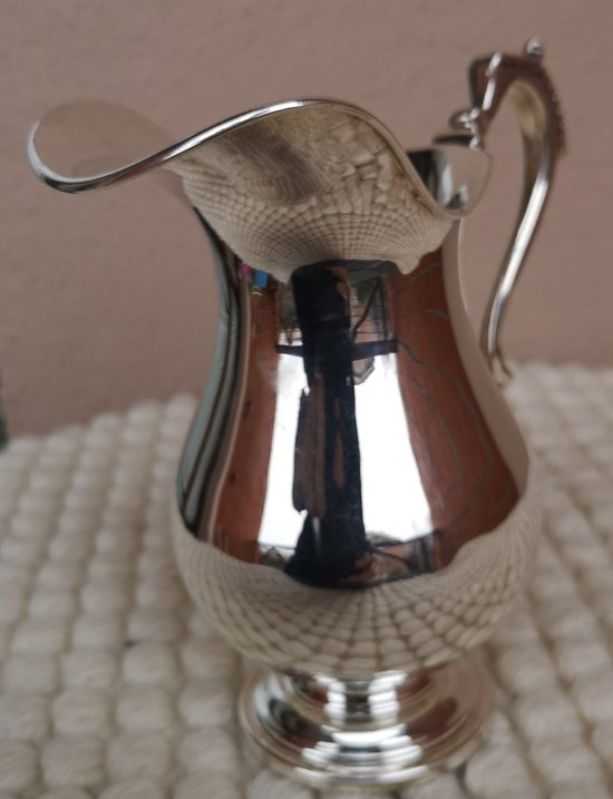 Creamer / milk jug in solid silver (ref D 0097)