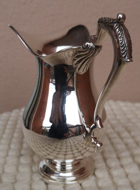 Creamer / milk jug in solid silver (ref D 0097)