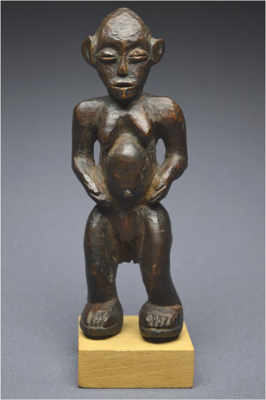 Tanzania, Zigwa people, Mid 20th century, Ancient anthropomorphic statuette with shiny patina