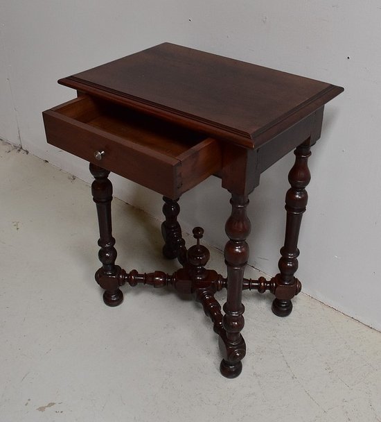 Petite Table en Noyer massif, style Louis XIV - 1ère partie du XIXe