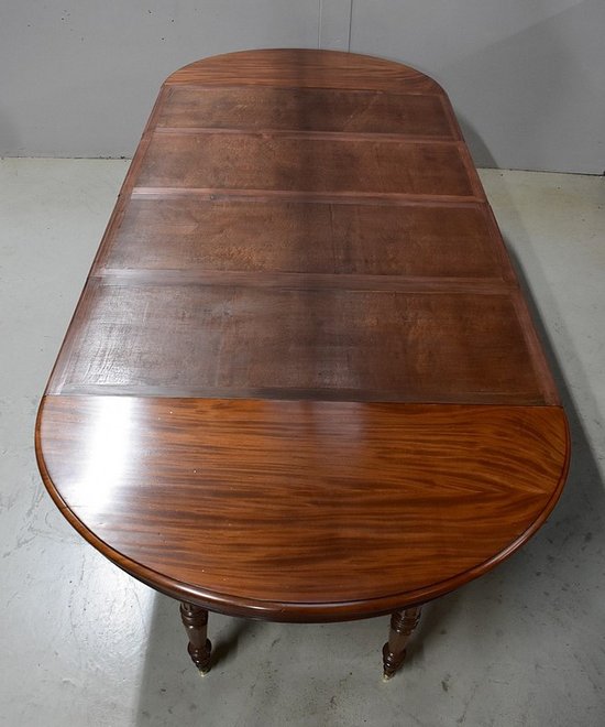 Oval table in solid mahogany, Louis-Philippe period - Middle 19th century