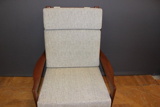 Paire De Fauteuils Danois En Teck Vers 1970