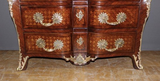 Louis XIV Crossbow Chest Of Drawers In Cube Marquetry