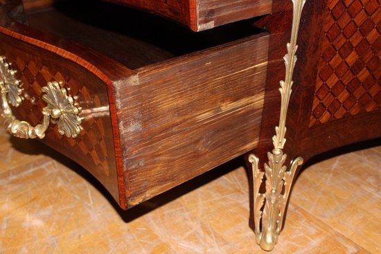 Louis XIV Crossbow Chest Of Drawers In Cube Marquetry