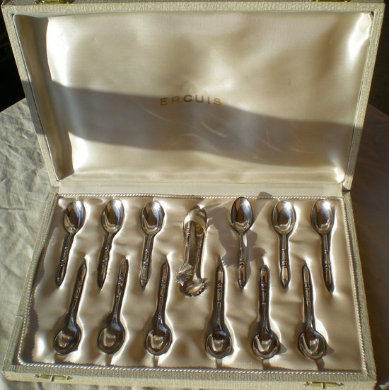 Box 12 mocha spoons + silver sugar tongs "Russian style" handles ERCUIS (ref MA 0475)